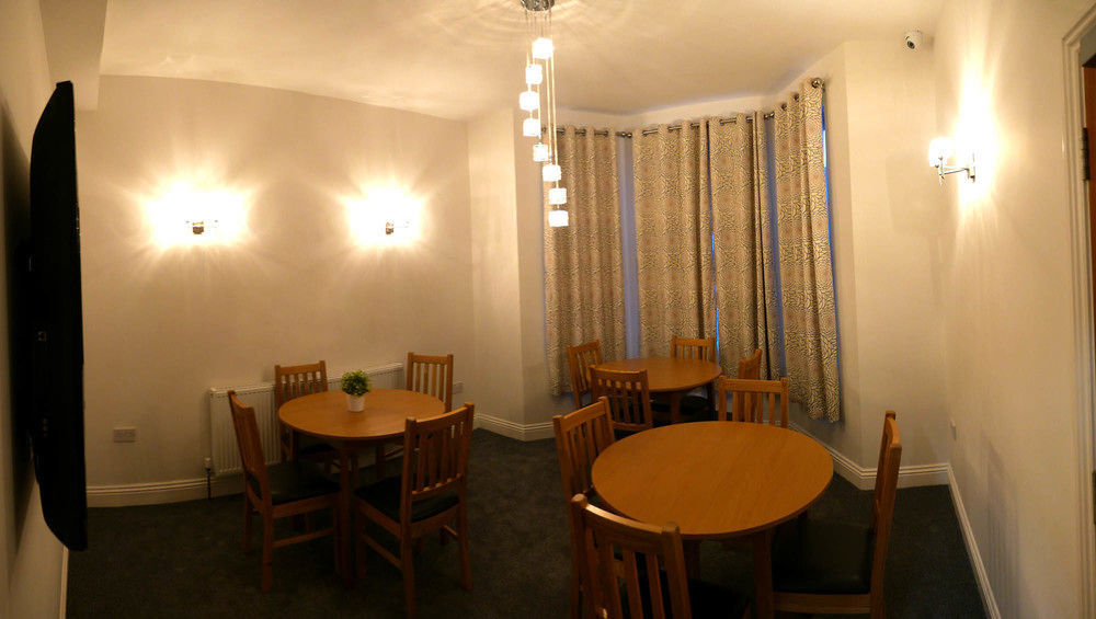 Rosalee Hotel Ілфорд Екстер'єр фото