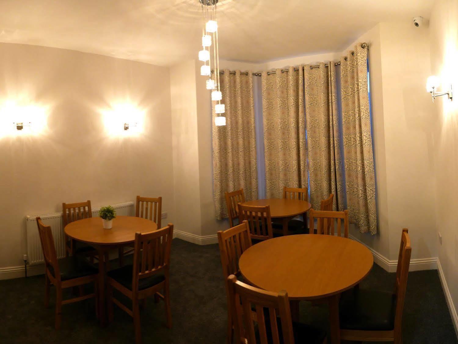 Rosalee Hotel Ілфорд Екстер'єр фото