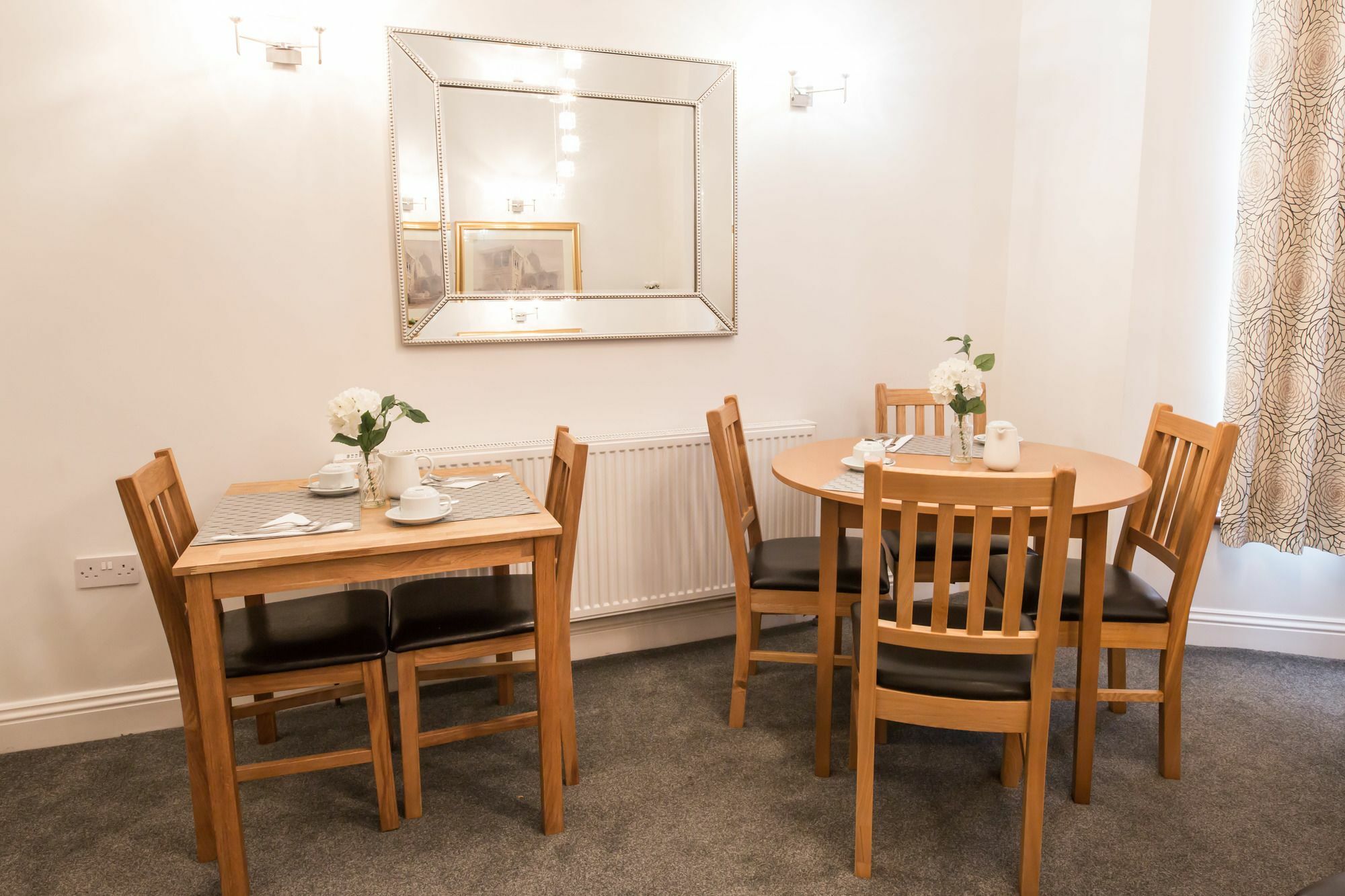 Rosalee Hotel Ілфорд Екстер'єр фото